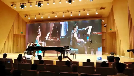 活动报道 | “科技助力，跨越时空”，小鹿纯子携手刘明康共享中日音乐盛宴