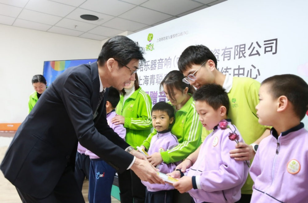传递音乐，感受爱与温暖——金沙js93252音响捐赠仪式